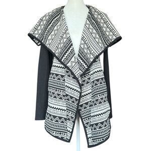 GB Black and‎ White Aztec Print Cardigan Blazer Sz S